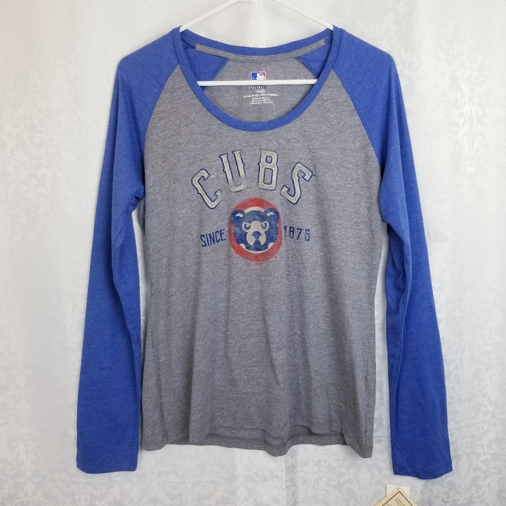 Chicago Cubs long sleeve tee shirt